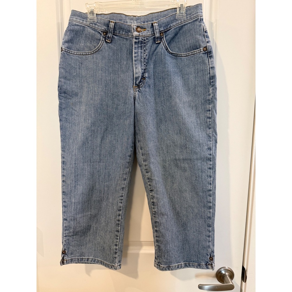 Riders by Lee Women Medium Wash Denim Capri Jeans Size 10M Blue Cropped Slit Hem